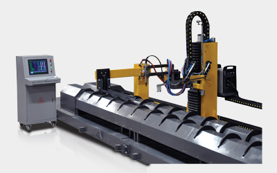 CNCG系列摩擦盤數控相貫線切割機 CNCG系列摩擦盤數控相貫線切割機